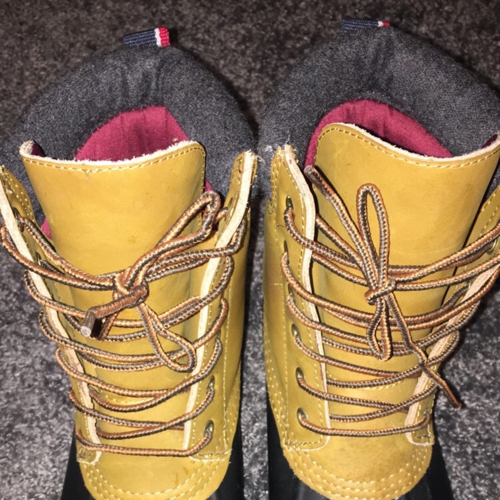Tommy Hillfiger duck boots